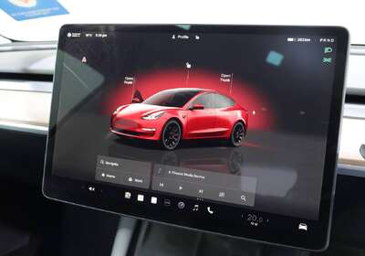 2022 Tesla Model 3 PERFORMANCE