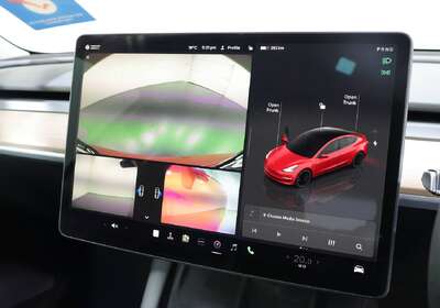 2022 Tesla Model 3 PERFORMANCE