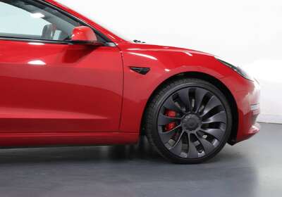 2022 Tesla Model 3 PERFORMANCE
