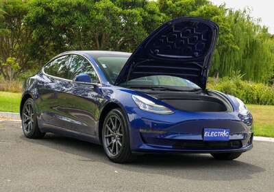 2019 Tesla Model 3 Standard Range Plus