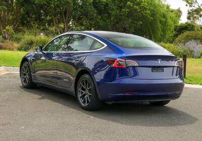 2019 Tesla Model 3 Standard Range Plus