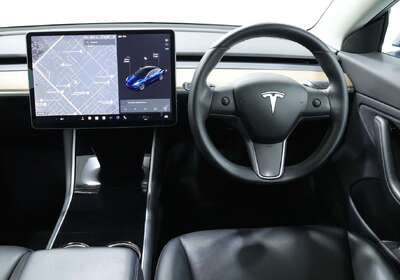 2019 Tesla Model 3 PERFORMANCE