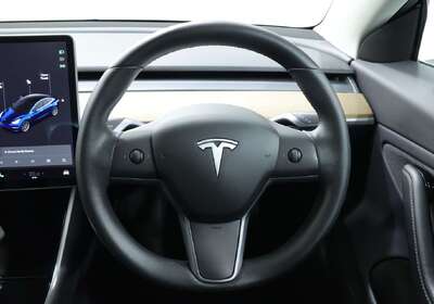 2019 Tesla Model 3 PERFORMANCE