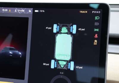 2019 Tesla Model 3 PERFORMANCE