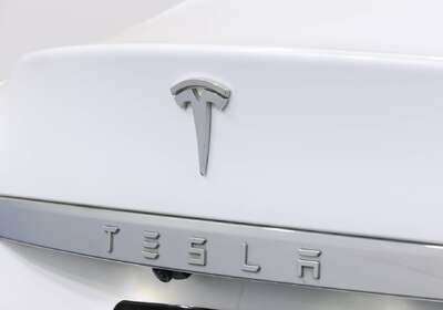 2020 Tesla Model S LONG RANGE