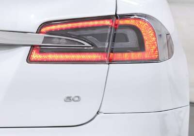 2015 Tesla Model S 60
