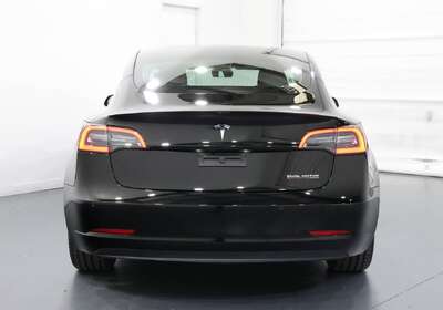 2019 Tesla Model 3 PERFORMANCE