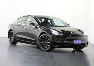 2019 Tesla Model 3 PERFORMANCE