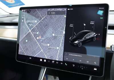 2019 Tesla Model 3 PERFORMANCE