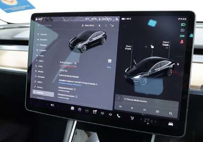 2019 Tesla Model 3 PERFORMANCE