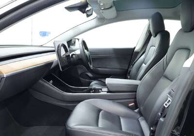 2019 Tesla Model 3 PERFORMANCE