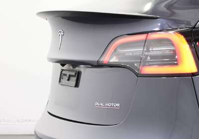 2020 Tesla Model 3 Performance