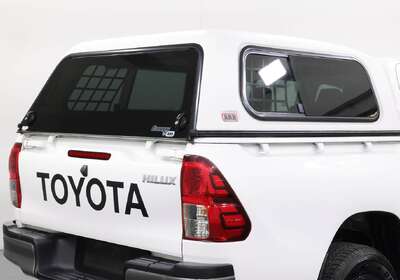 2023 Toyota Hilux SR Hi-Rider