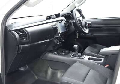 2023 Toyota Hilux SR Hi-Rider