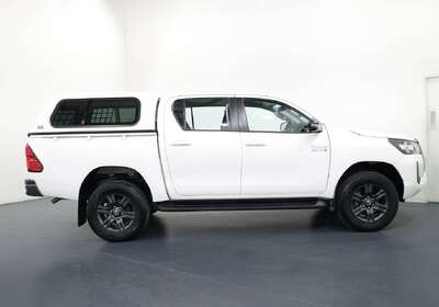 2023 Toyota Hilux SR Hi-Rider
