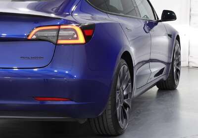 2021 Tesla Model 3 PERFORMANCE
