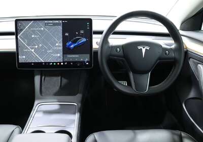 2021 Tesla Model 3 PERFORMANCE