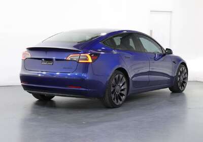 2021 Tesla Model 3 PERFORMANCE