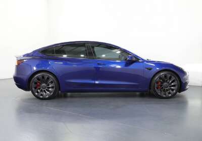 2021 Tesla Model 3 PERFORMANCE