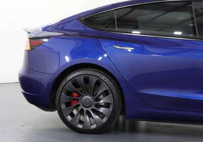 2021 Tesla Model 3 PERFORMANCE