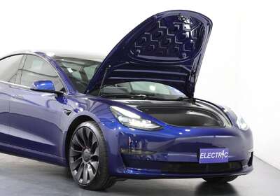 2021 Tesla Model 3 PERFORMANCE