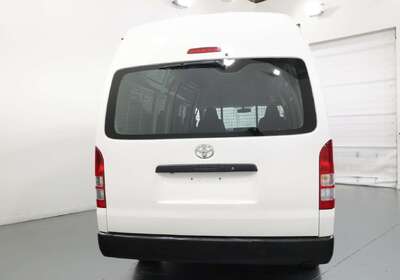 2014 Toyota Hiace SLWB