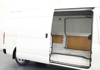 2014 Toyota Hiace SLWB