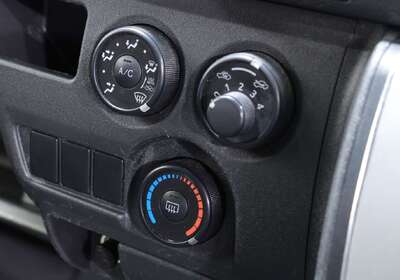 2014 Toyota Hiace SLWB