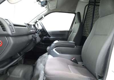 2014 Toyota Hiace SLWB