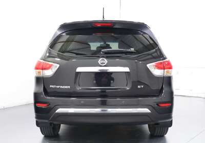 2016 Nissan Pathfinder ST