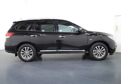 2016 Nissan Pathfinder ST