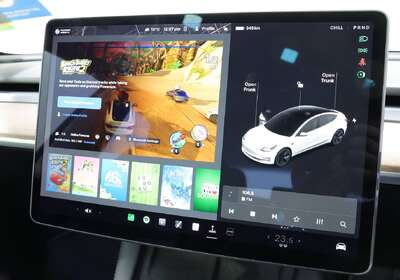 2021 Tesla Model 3 STANDARD RANGE PLUS RWD