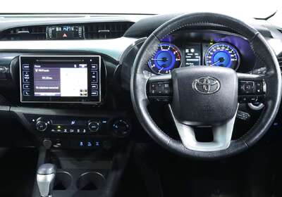 2019 Toyota Hilux SR5