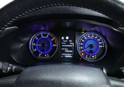 2019 Toyota Hilux SR5