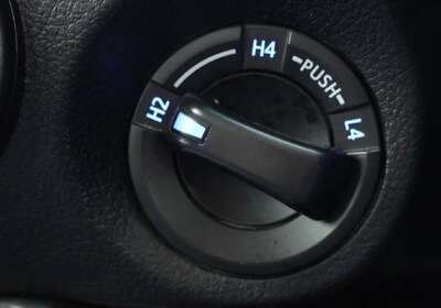 2022 Toyota Hilux SR