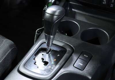 2022 Toyota Hilux SR