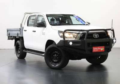 2022 Toyota Hilux SR