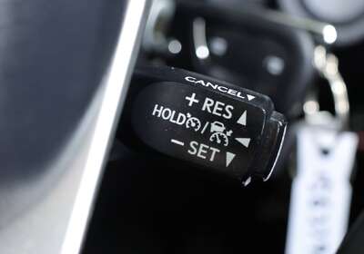 2022 Toyota Hilux SR