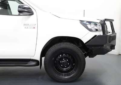 2022 Toyota Hilux SR