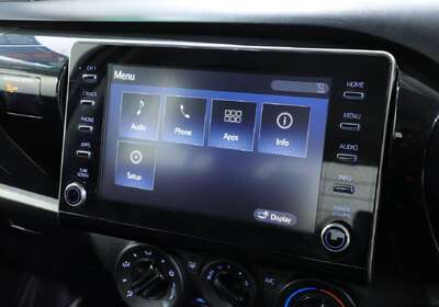 2021 Toyota Hilux SR