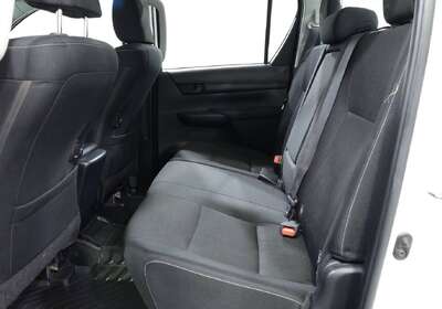 2021 Toyota Hilux SR