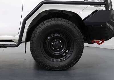 2021 Toyota Hilux SR