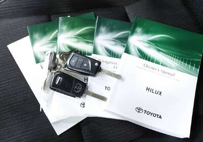 2021 Toyota Hilux SR