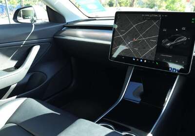 2019 Tesla Model 3 Performance