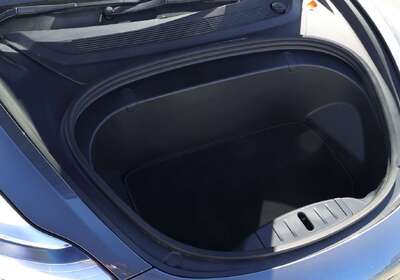 2019 Tesla Model 3 Performance