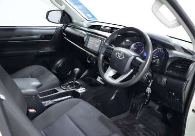 2018 Toyota Hilux SR