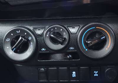 2018 Toyota Hilux SR