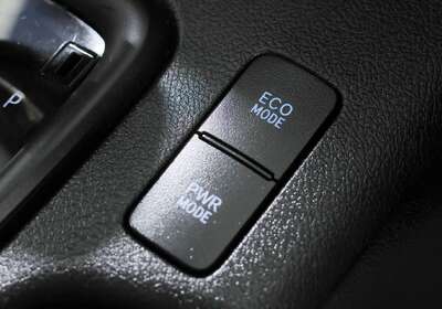 2018 Toyota Hilux SR