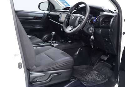 2018 Toyota Hilux SR