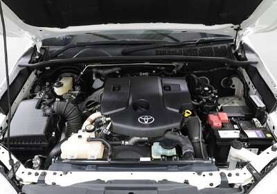 2018 Toyota Hilux SR